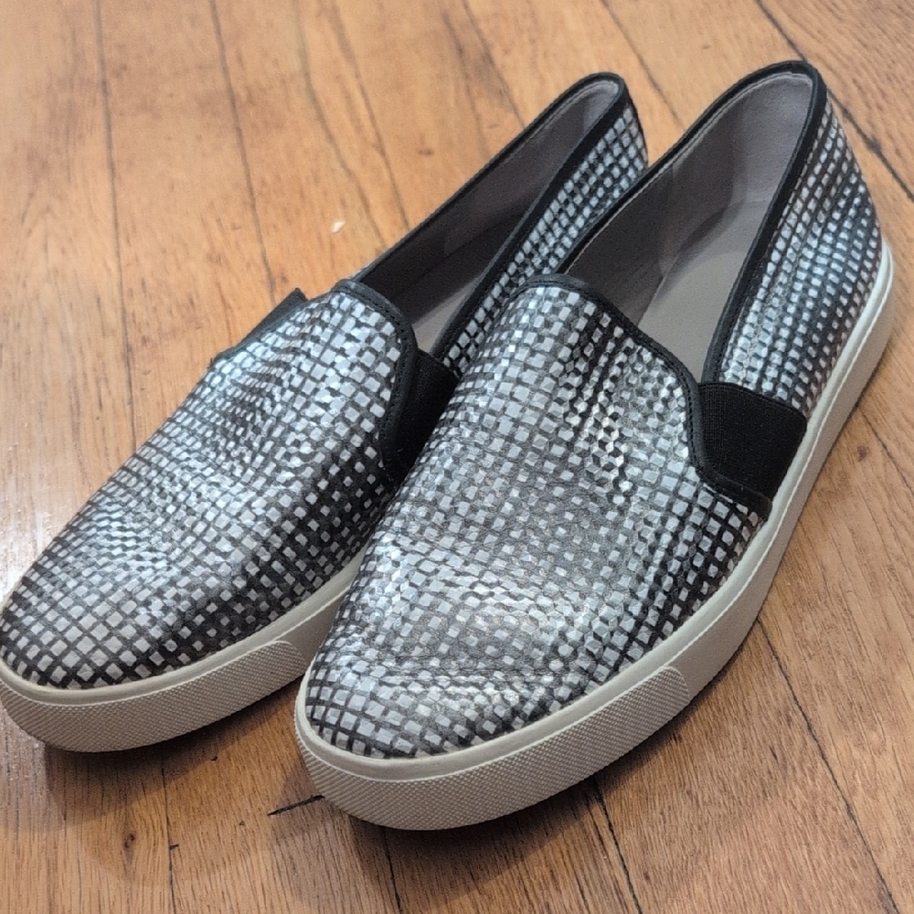 Vince Blair Black Check Printed Leather Sneakers Slip On Casual Size 8.5(38.5)